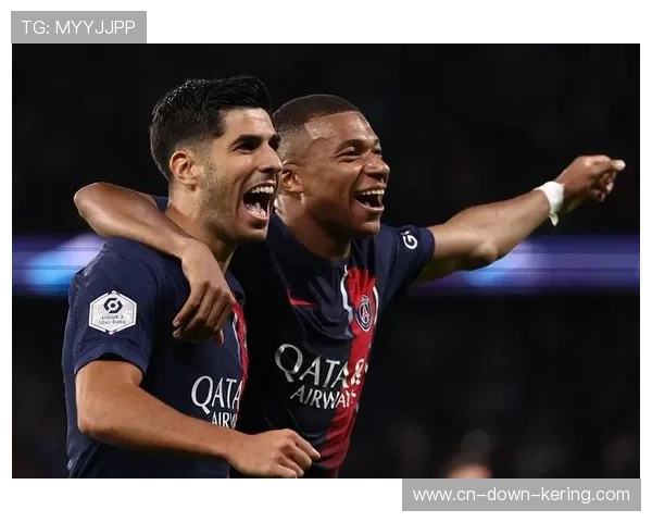 维蒂尼亚与李刚仁中场碰撞，火花与激情