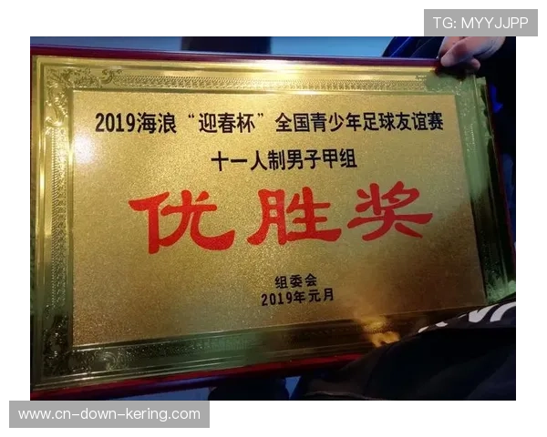 荣县“迎春杯”男子甲组50米蛙泳决赛打响头阵。 荣县“迎春杯”男子甲组50米蛙泳决赛打响头阵。